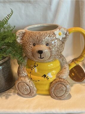 Teddy Bear Figural Mug with Bee Hive and Bees